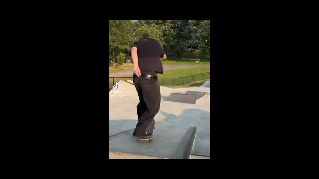 Cool skate clip