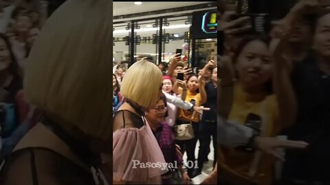 Vice Ganda, Na-Stuck Sa Elevator Sa SM Megamall