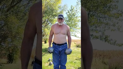 60lbs dumbbells Shrugs, Crazy 🤪 old man