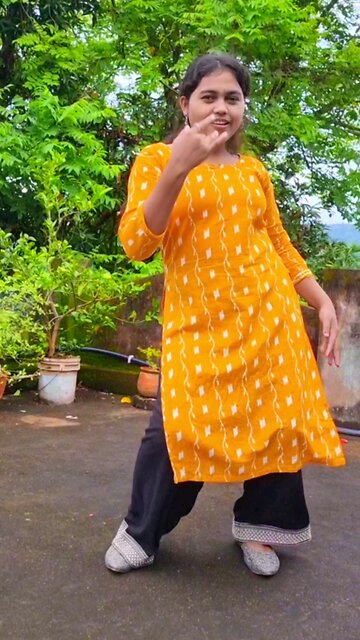 Hum bhi tum pe marane lage