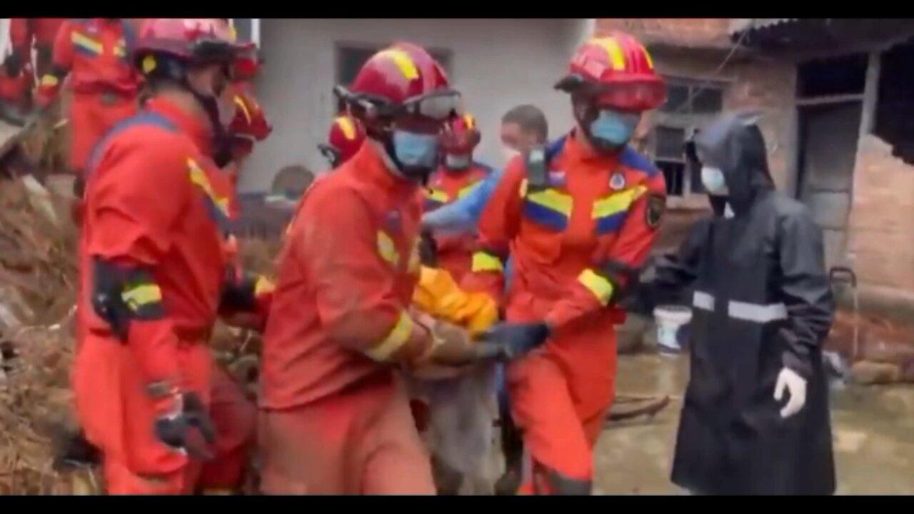 Urgent Dozens dead and injured in earthquake in Sichuan, China