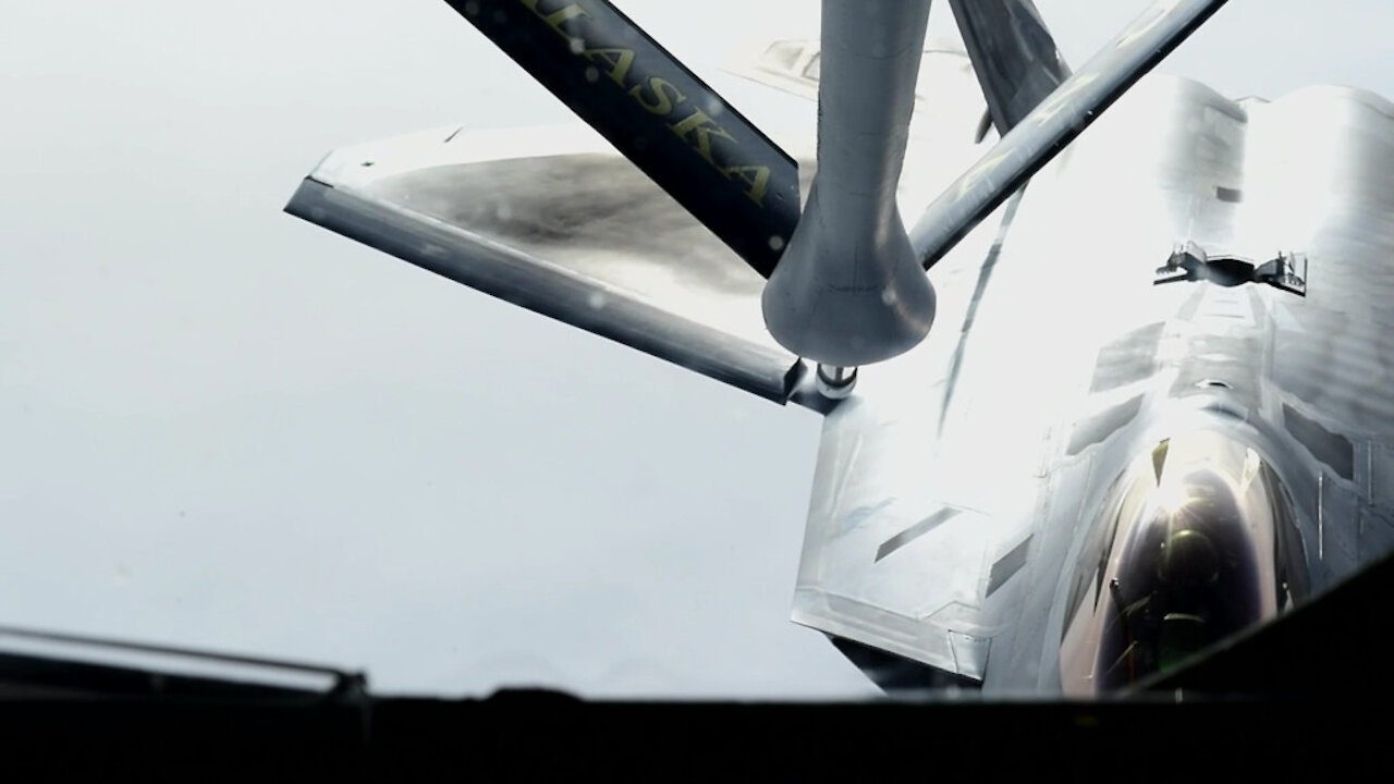 168th Wing F-22 refuel