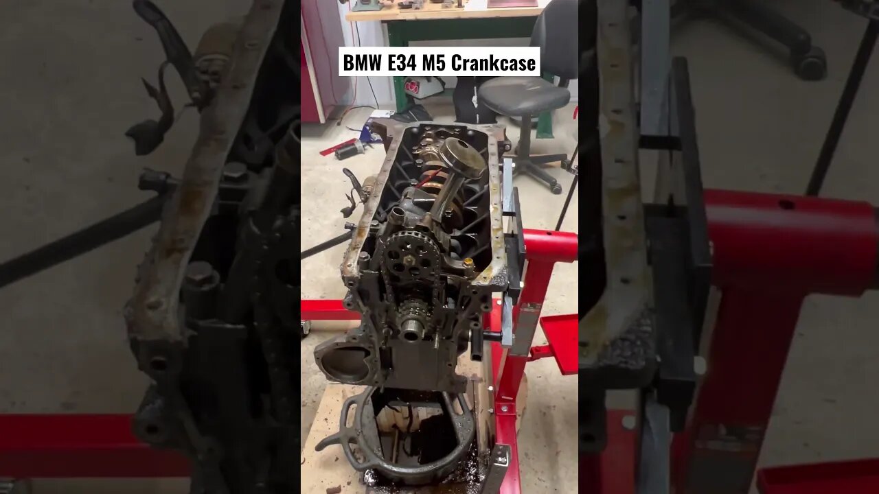 BMW E34 M5 Crankcase #mechanic #cardealer #bmw #automobile #bmwe34 #bmwm5 #restoration #diy #tools