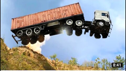 TOP 10 DANGEROUS TRUCK TRICK FAILURES