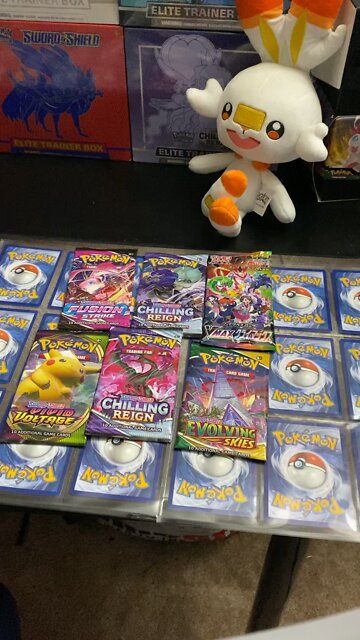 Pokémon Daily Pack Opening!!