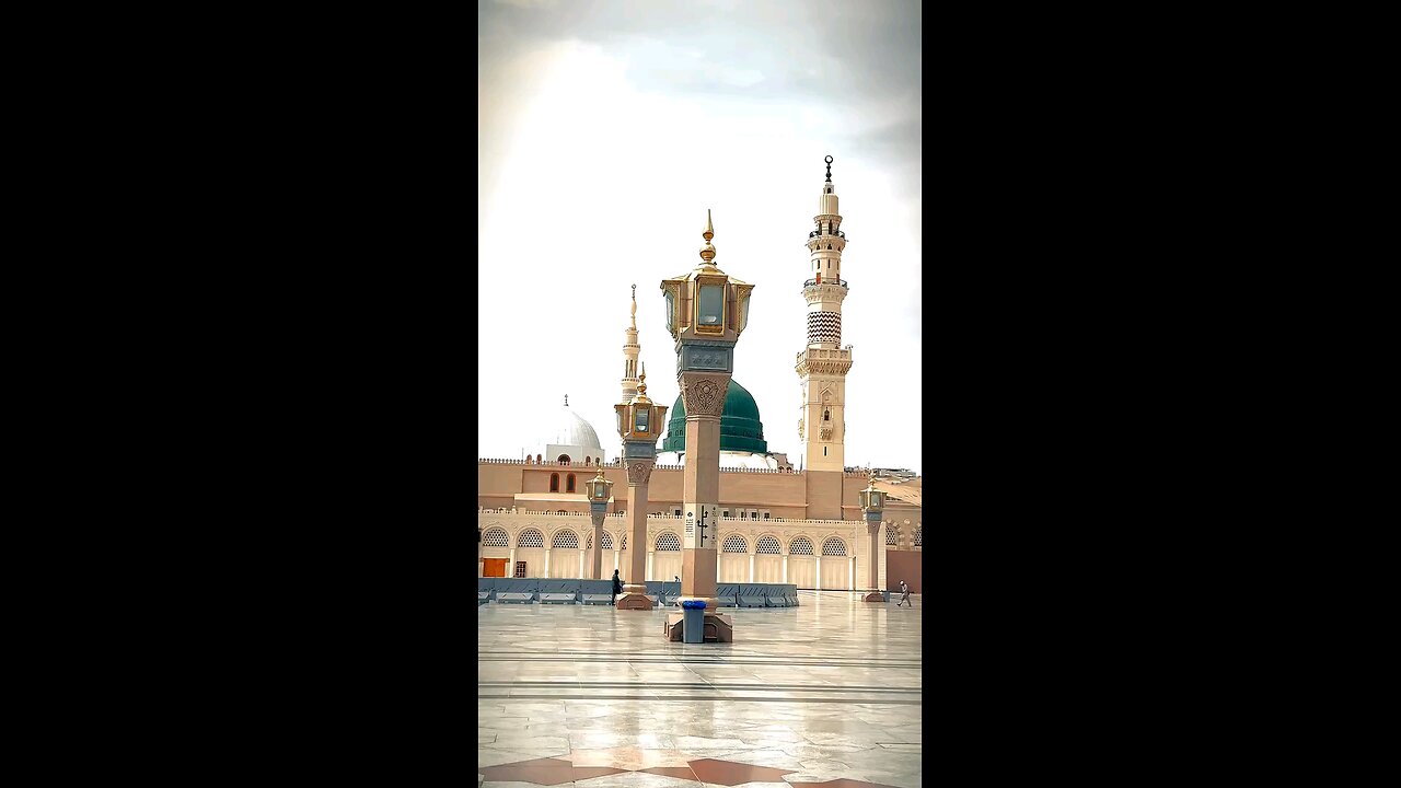 Madina jake ham samjhe ki taqaddus kisko kahte hain.Madinah Ki gali