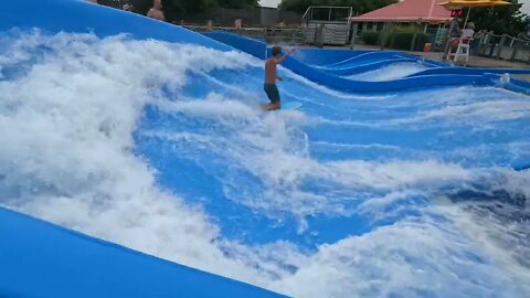 flowrider - Zach - 9 at Soak City, Kings Island