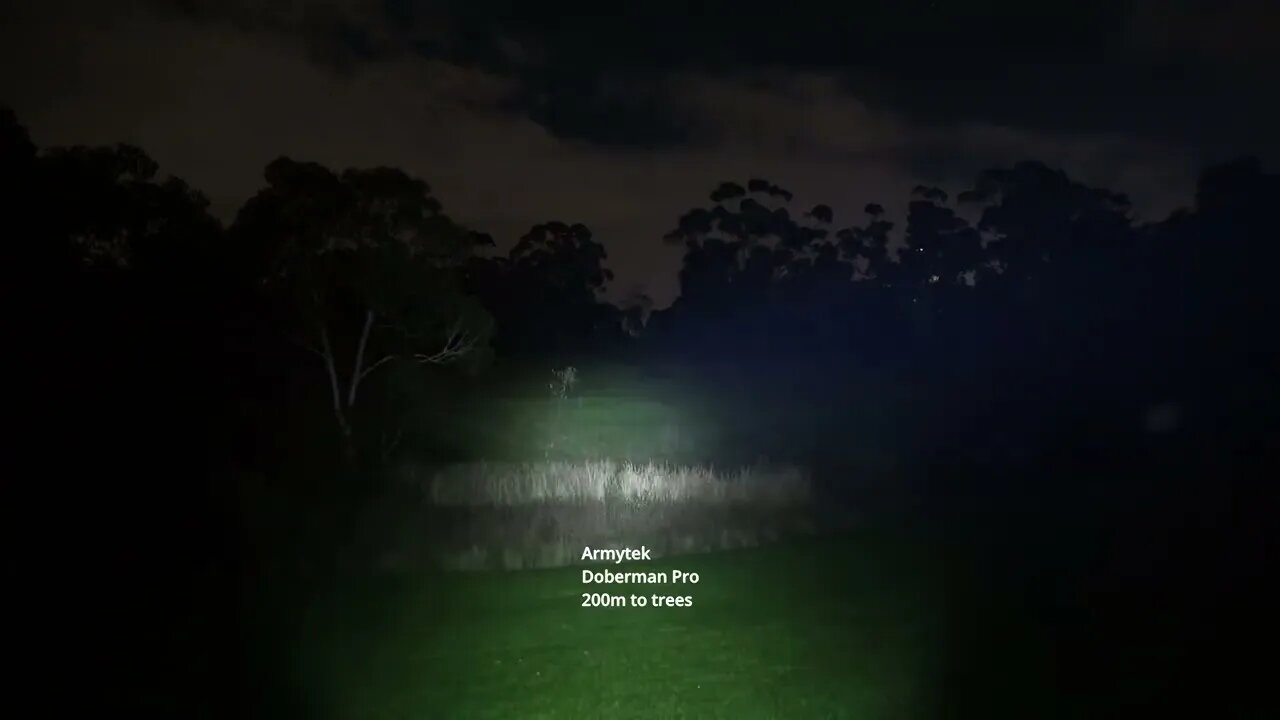 Armytek Doberman Pro: 200m beamshots in a field