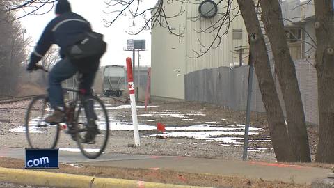 Walker: state could invest in K-C to retain jobs