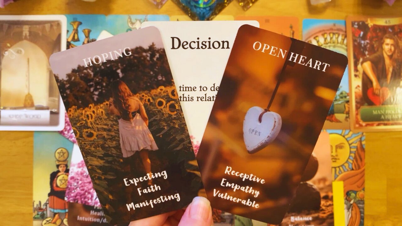 SOMEONE NEEDS TO CONFESS THEIR TRUE INTENTIONS FOR YOU 🔥 (COLLECTIVE LOVE READING) 🌹