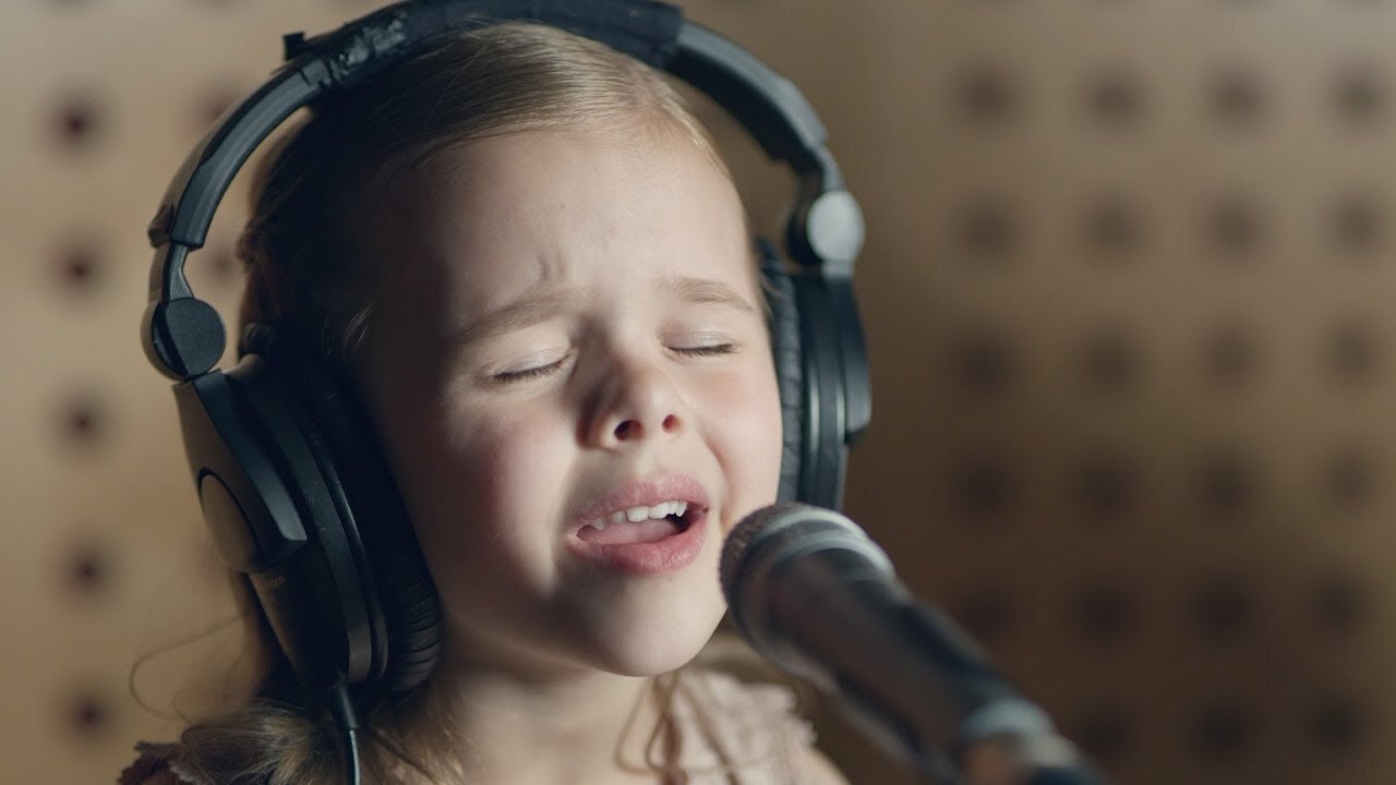 Baby Mine (Dumbo Movie) - 6-year-old Claire with Mom and Dad in Studio