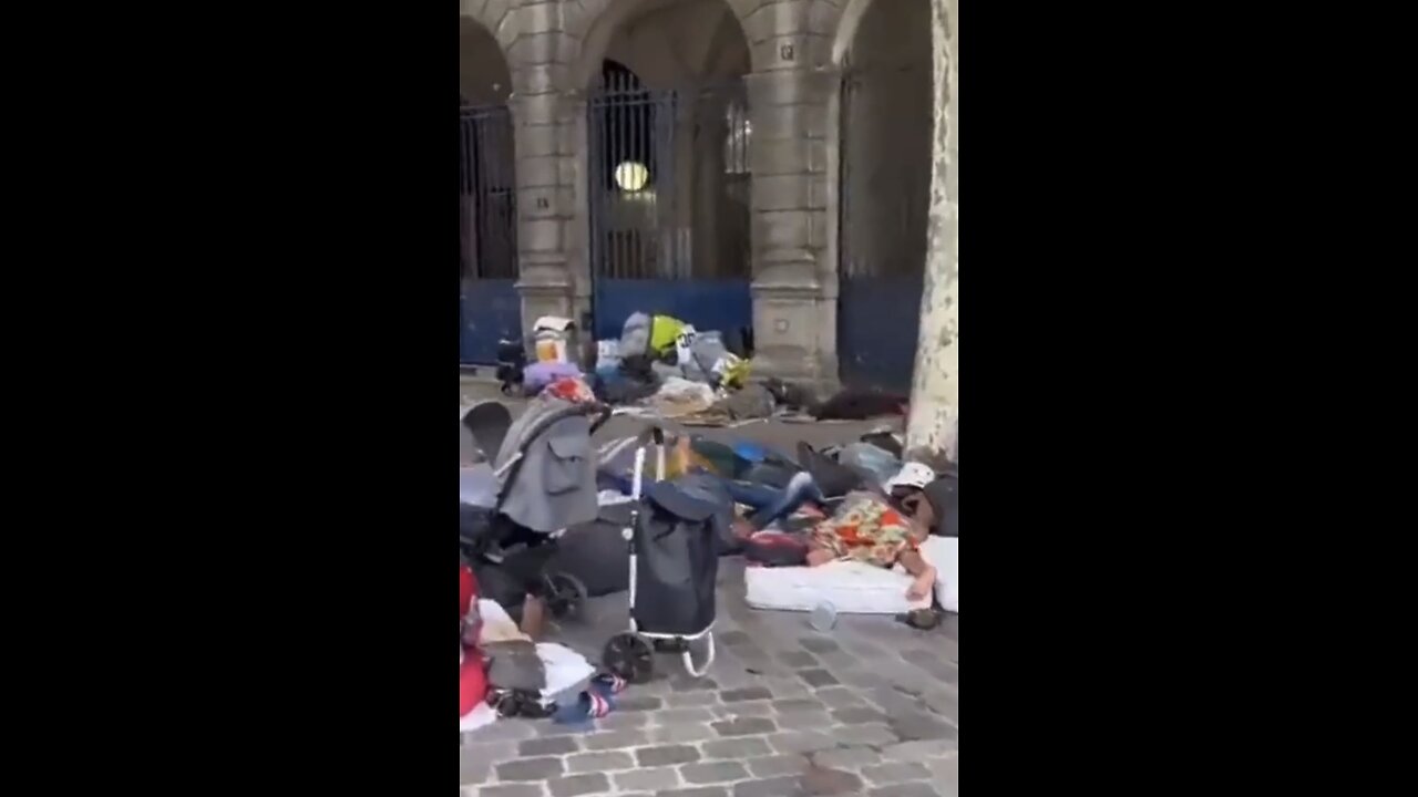 Paris France 🇫🇷 has become a migrant refuge “SHITHOLE”