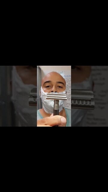ASMR NICKED, BLOOD SPILLED, but good shave. #asmr #shavingproducts #wetshaving #shaving
