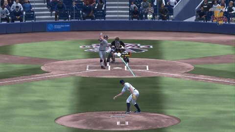 MLB The Show 22 2-run HR (32)