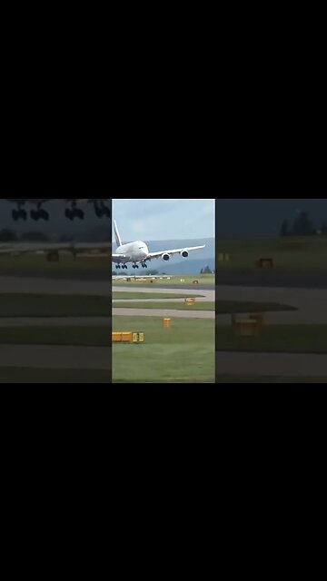 Giant #A380 Amazing Touch and Go #Aviation #AeroArduino