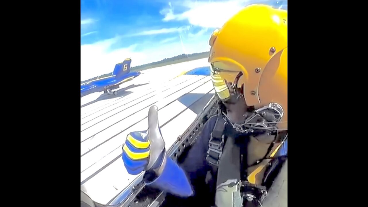 "@PilotLady3" Blue Angels Pilot🙏🇺🇸🙏