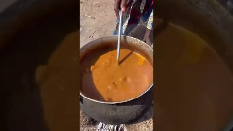 African cooking 🍳 outdoor 😋#ytshorts #shorts #Food #Streetfood #UpFoodReview