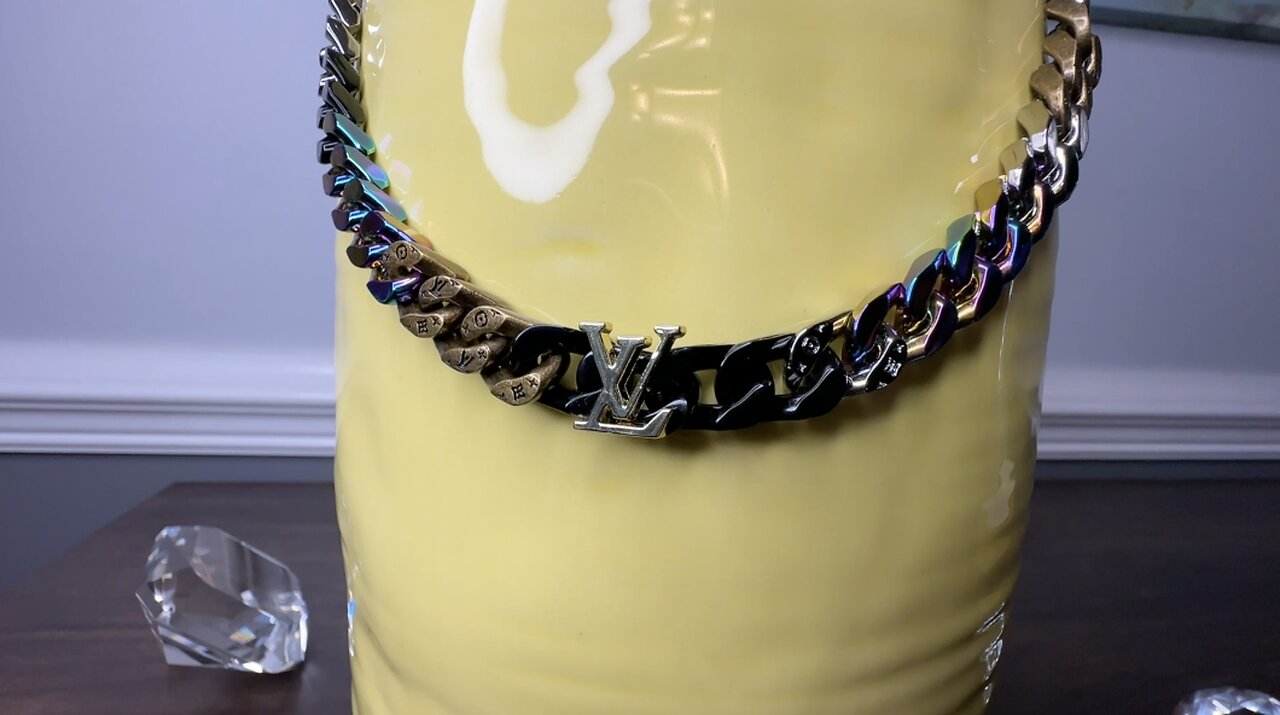 Really Nice DHgate LV Men's Necklace Chain Dupe $39 (LINK IN DESCRIPTION)