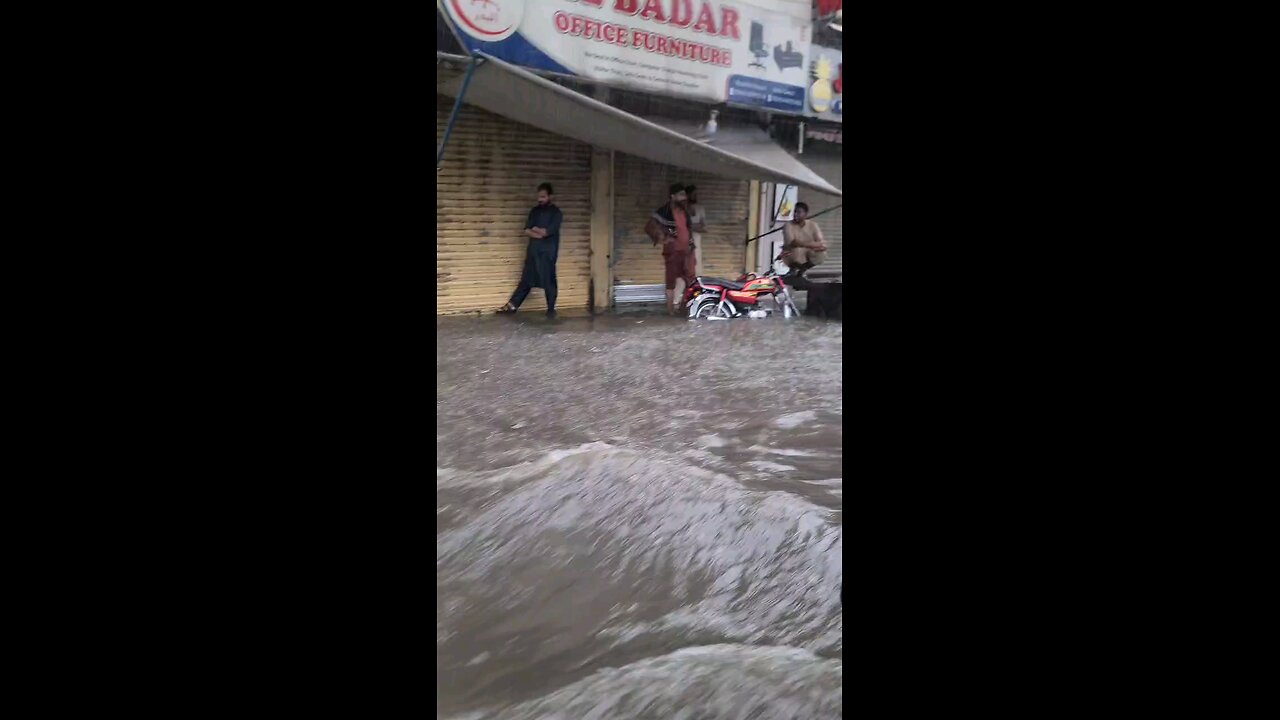 Murree Road Waris Khan Rawalpindi flooded After Heavy Rain Today 29.07.2024