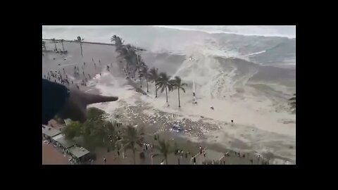 What is this?Durban beach closed due to high waves DRAMATIC AERIAL VIDEO