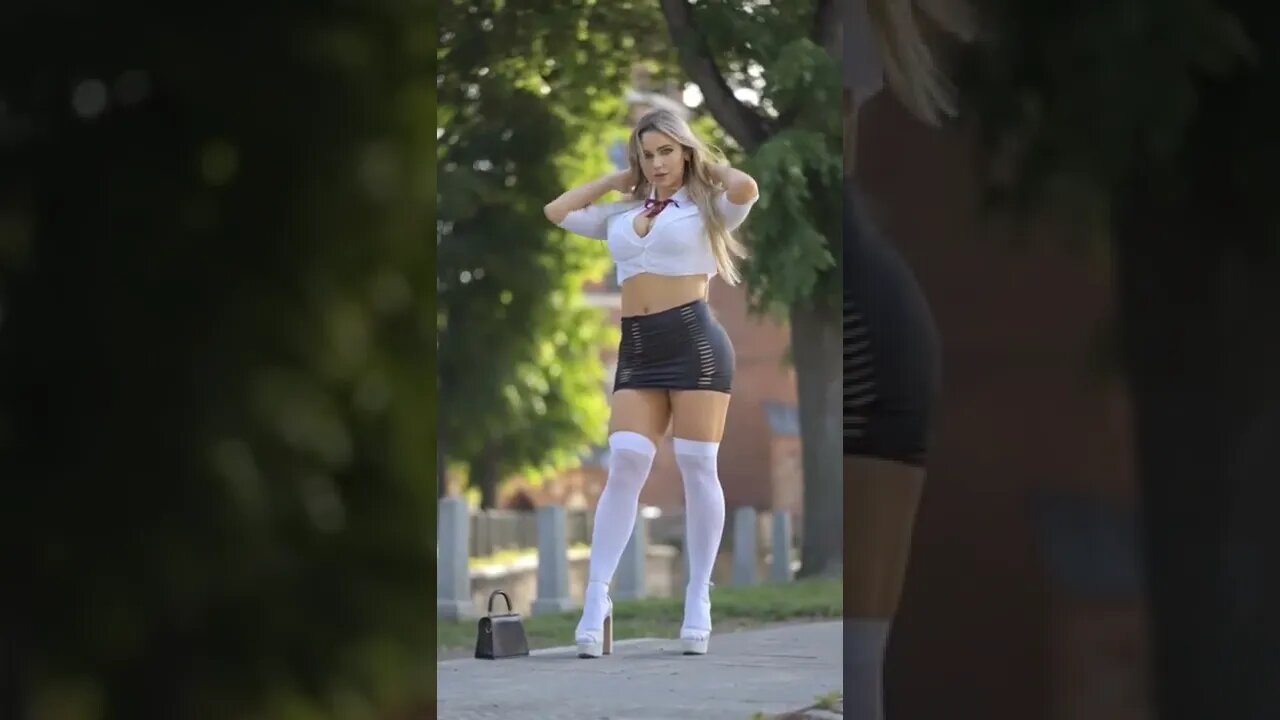 Hot Beautiful Model | #livesty #shorts #shortsfeed