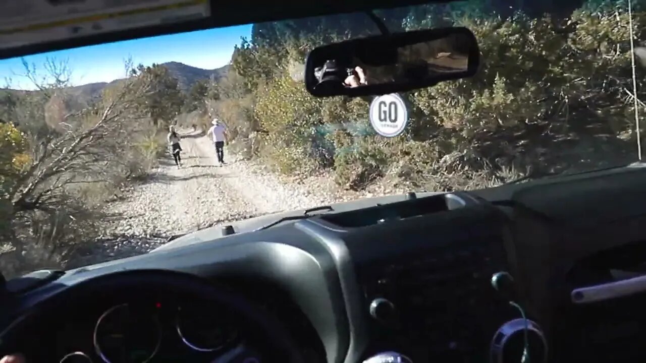 jeep at red rock lovell canyon