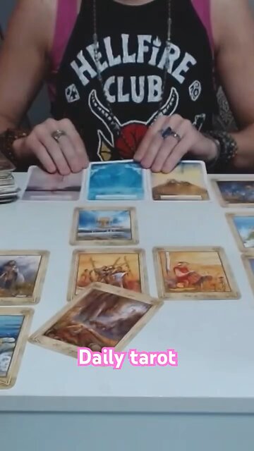 Daily tarot reading