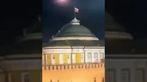 2 people can be seen climbing dome as drone hits Kremlin flagpole #russia @CanadianPrepper