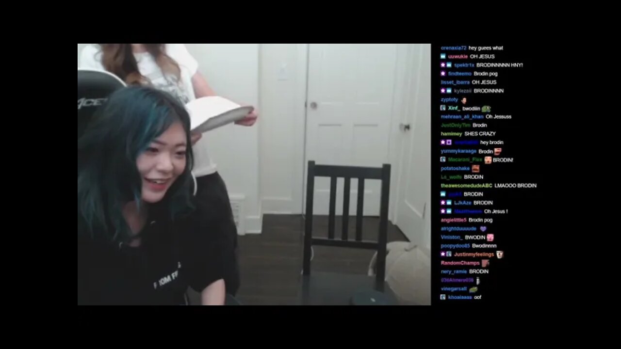 Leslie Impersonate Sykkuno