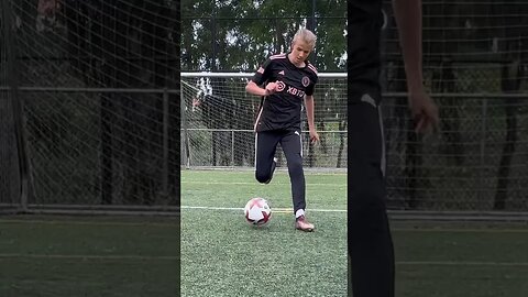 #maradona🕺💯#soccer #sports #shortsviral #shortsfeed #training #reels #short #shorts #fyp