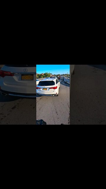 straddle the bike lane and get the @Loudbicycle horn #bikecommute #roadbike #carculture