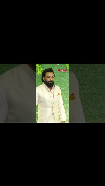 Bobby Deol patiently poses for paps in Karan Deol's Sangeet Ceremony #short #bobbydeol #wedding