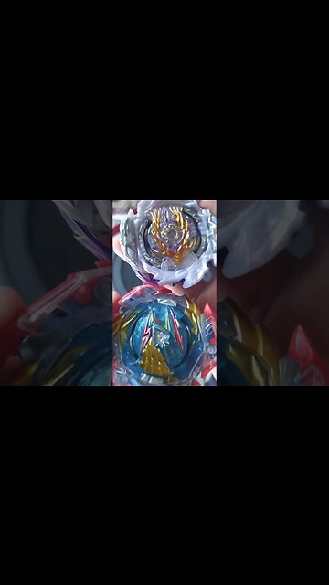 ultimate valkyrie vs rage longinus #batalhadebeyblade #beybladeburst #beyblade