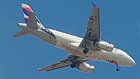 Airbus A319 PT-TMT coming from São Paulo to Fortaleza