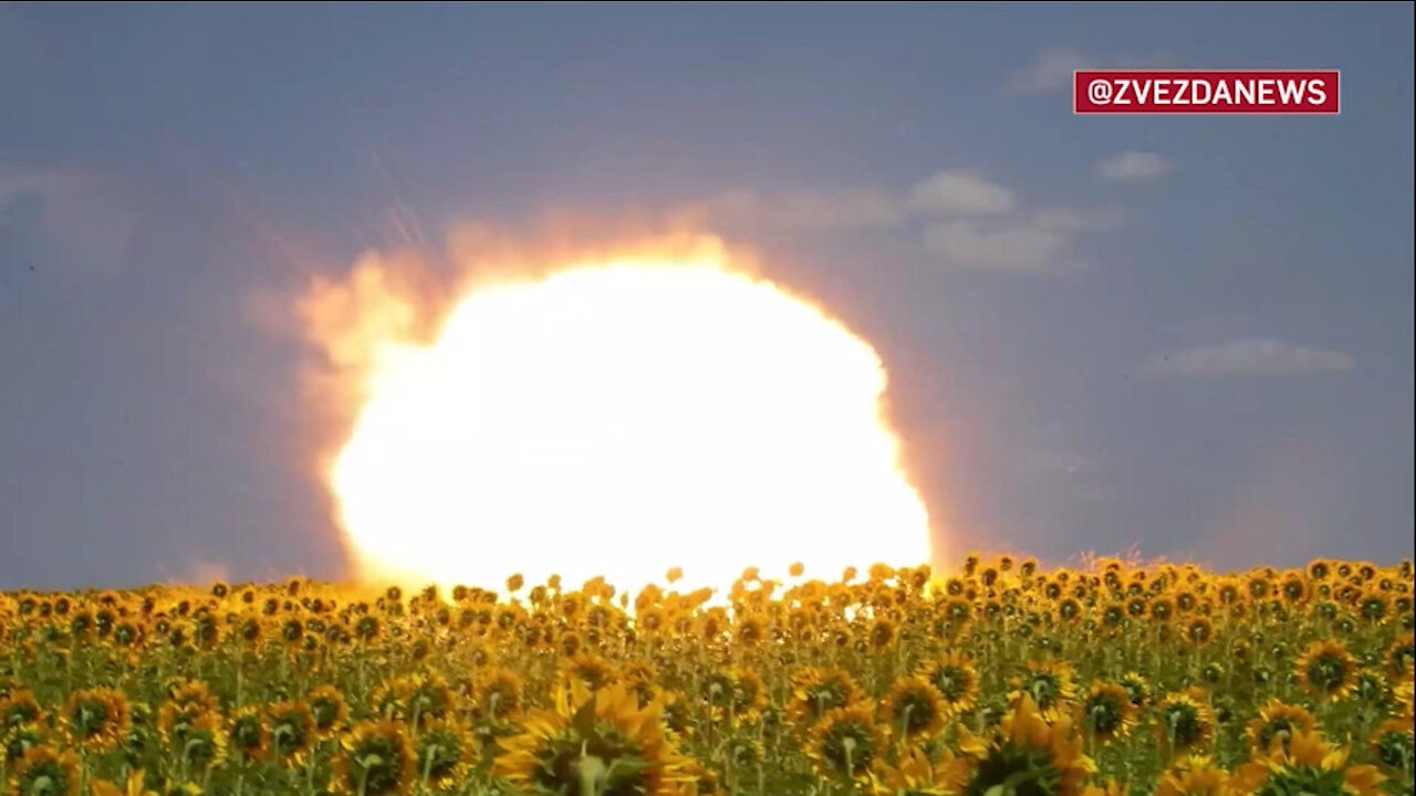 Flamethrower platoon repels Ukrainian assault using hand-launched thermobaric rockets