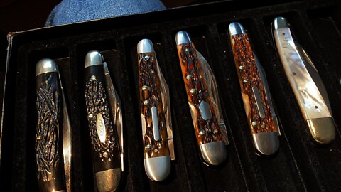 LIVE ! Looking at knives
