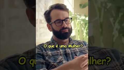 PHD em ESTUDOS DE GENERO tenta responder "O QUE é UMA MULHER?" #shorts