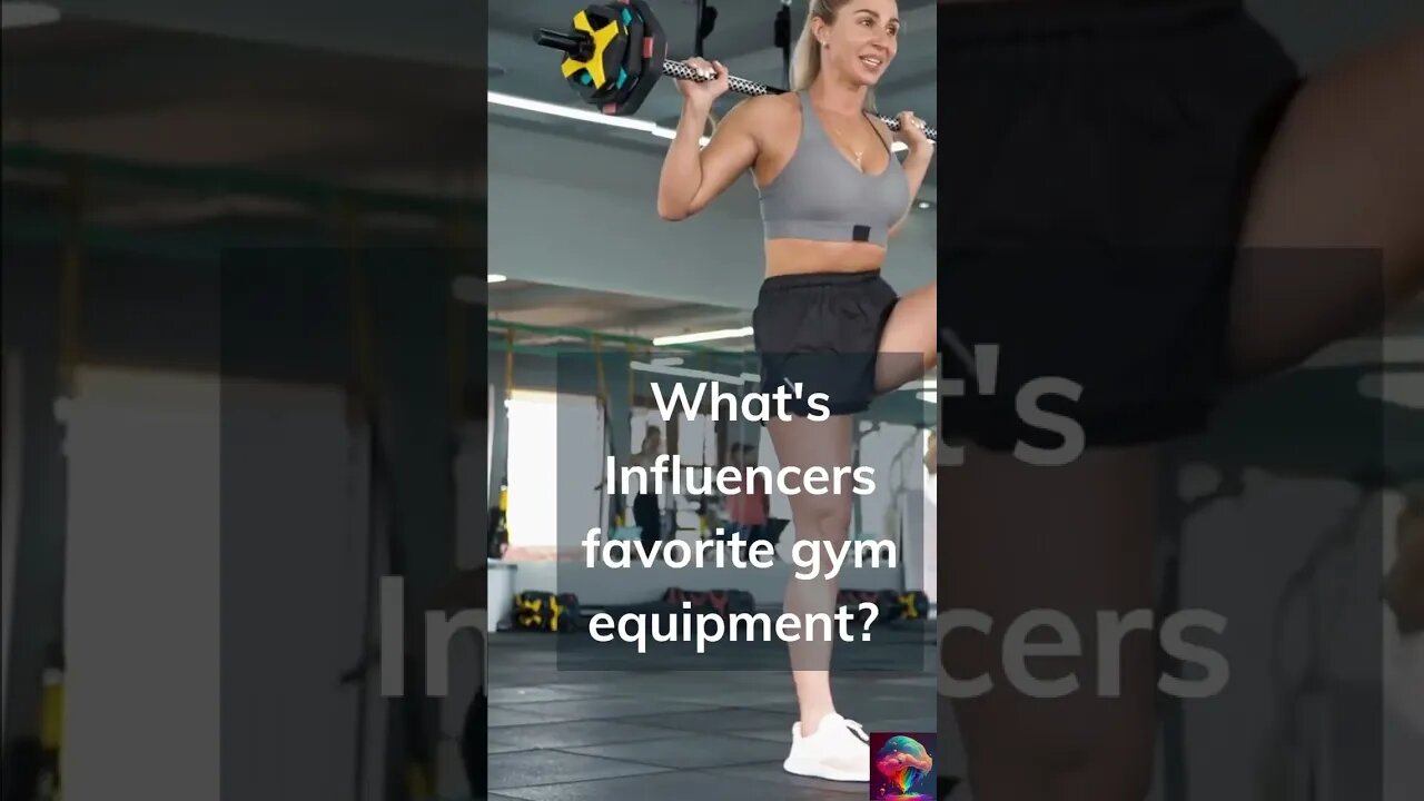 Influencer at the gym does her thing