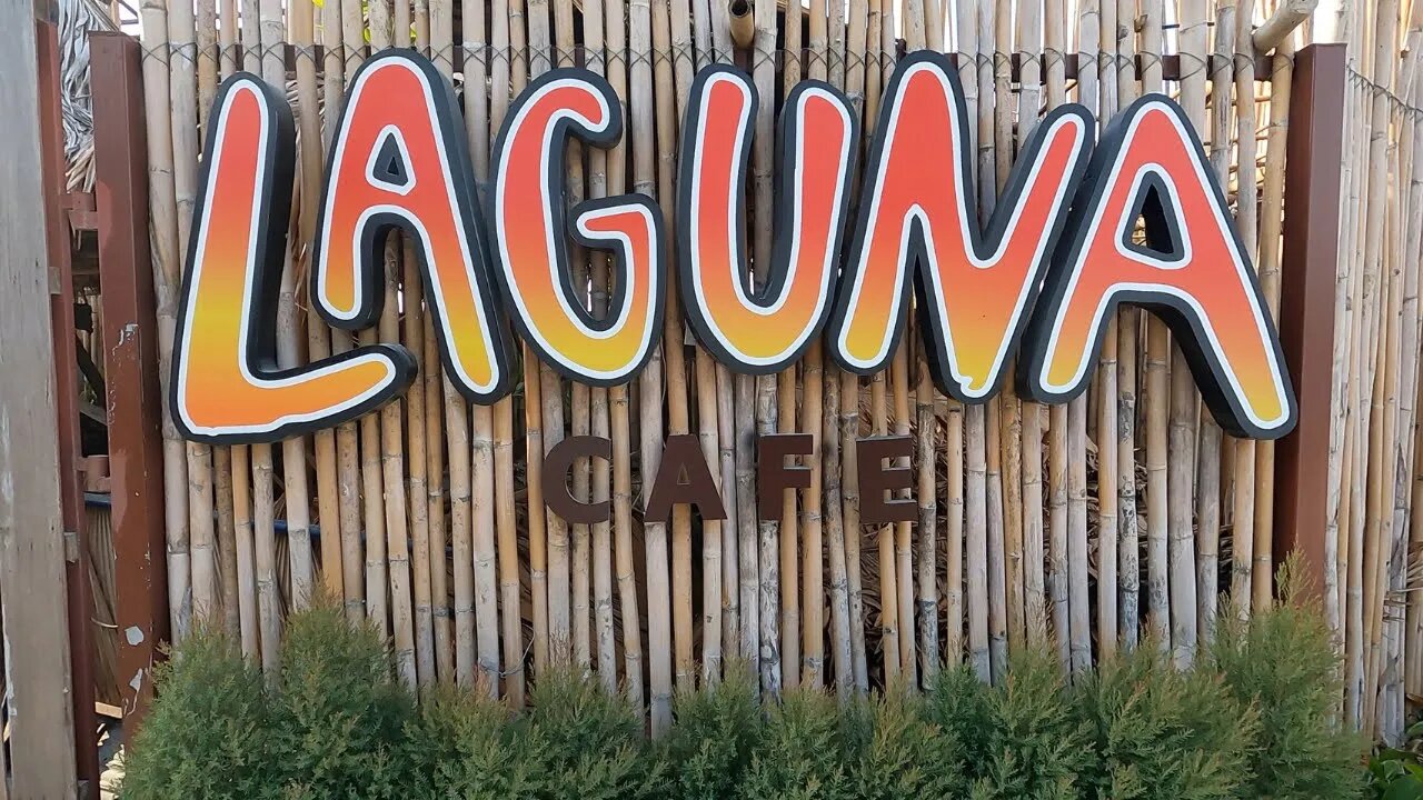 Laguna cafe