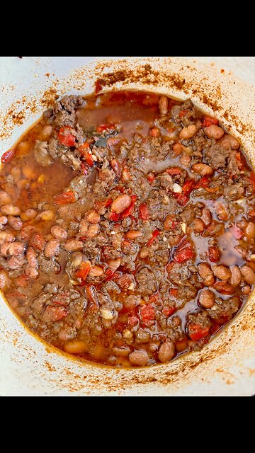 Hearty Halloween Chili for Hungry Trick or Treaters #halloweenchili
