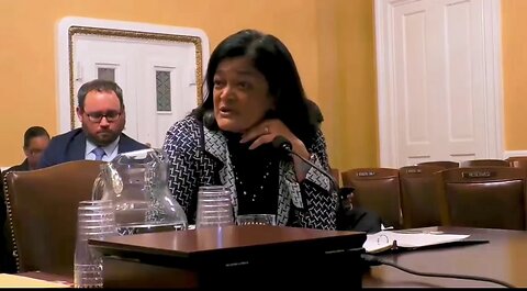 LOL Squad Member Says Nobody's Breaking Into America Illegally