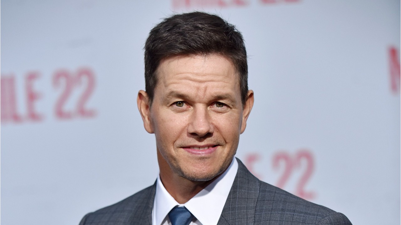 Mark Wahlberg calls NBA Ssar Jimmy Butler to help daughter with Basketball skills