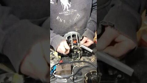 Breaking a Dead Black n Decker Router - #shorts
