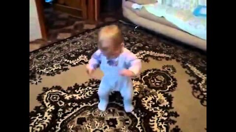 Baby kid Dancing Very Funny Funny Baby Videos