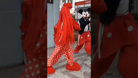 OS REIS DOS PASSINHOS, DANÇANDO FOFÃO, MICKEY MOUSE E HOMEM-ARANHA NA CARRETA DA ALEGRIA