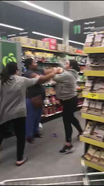 WATCH: Video of Australian women fighting over rationed toilet paper in store goes viral (NhN)