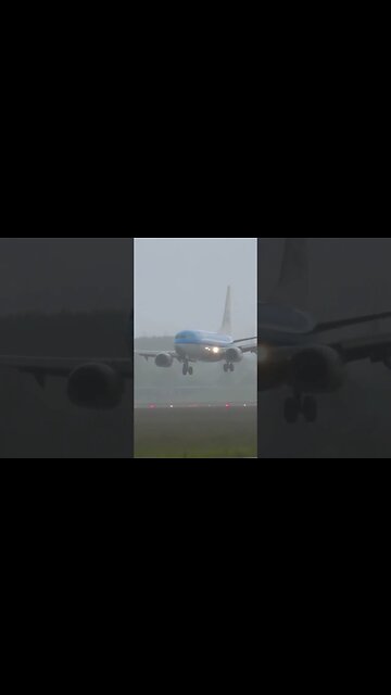 ⛈️ Landing during Storm☔️ #storm #weather #aviation