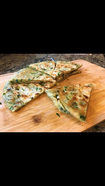 Chinese Scallion Pancake 葱油饼
