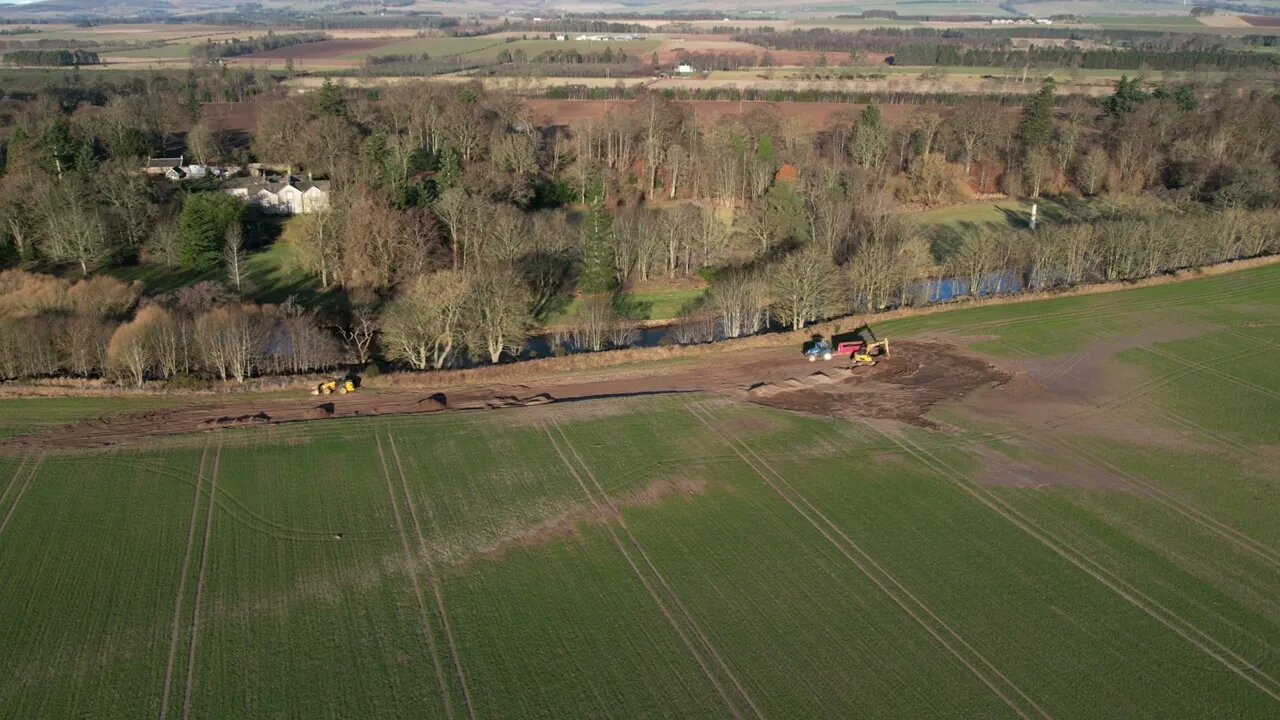 hyperlapse digger and tractor