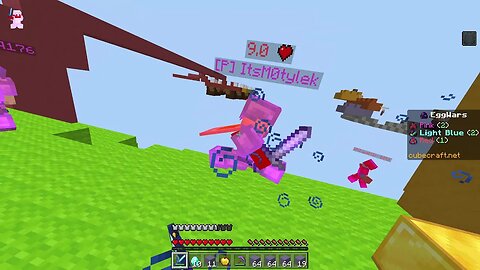 folding 3 Minecraft noobs at the same time in Eggwars